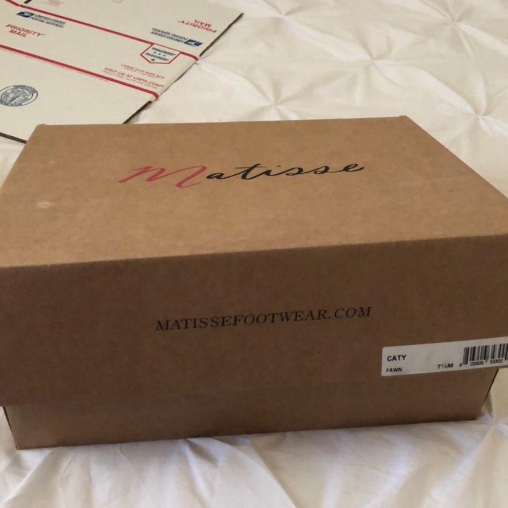 Matisse hold